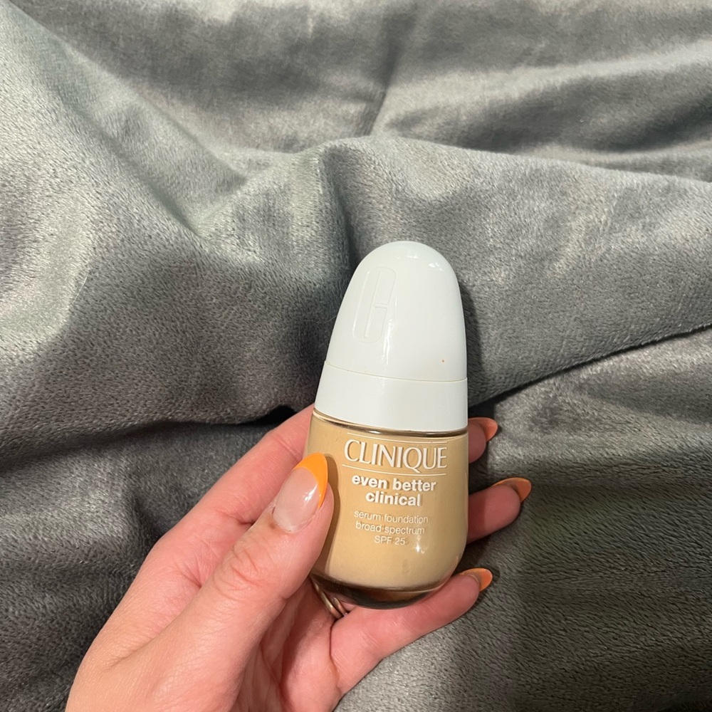 Clinique Even Better Clinical Serum Foundation - WN 16 Buff